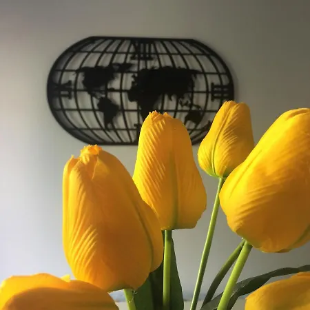 Apartment Sunflower-Beautiful Modern Apt W Terrace&Garden *